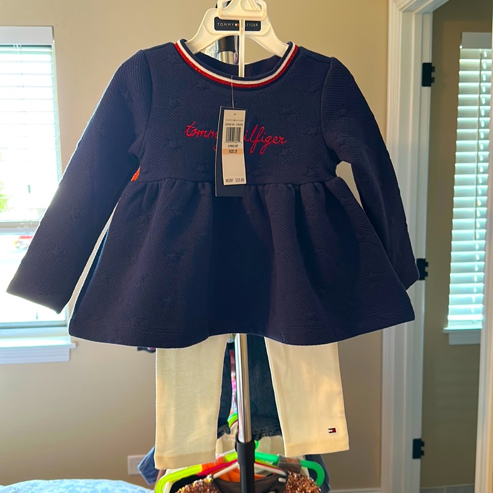 TOMMY HILFIGER 2PC- size 2T